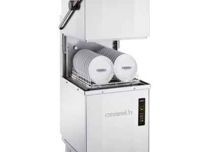 Lave-vaisselle à capot