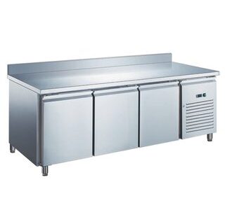 TABLE RÉFRIGÉRÉE GN1/1 POSITIVE PROF 700 AVEC DOSSERET - 3 PORTES